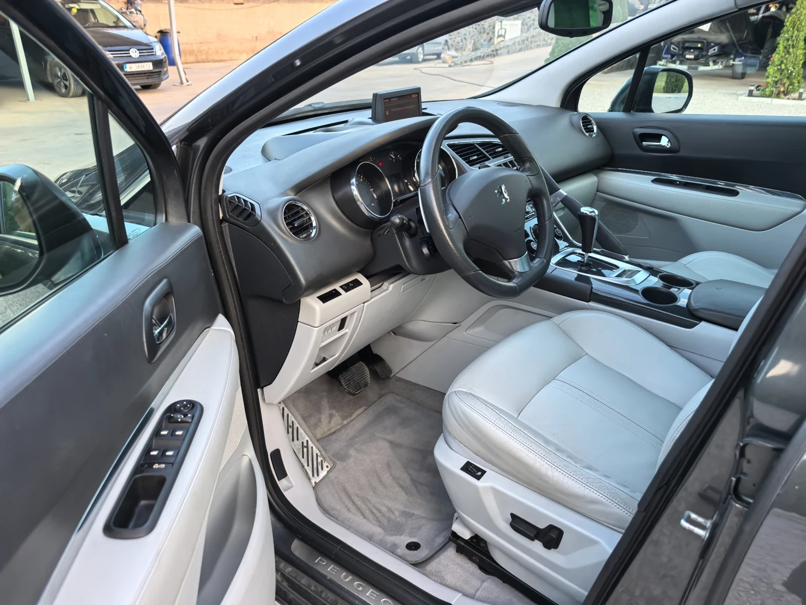 Peugeot 3008, снимка 15 - Автомобили и джипове - 56267795