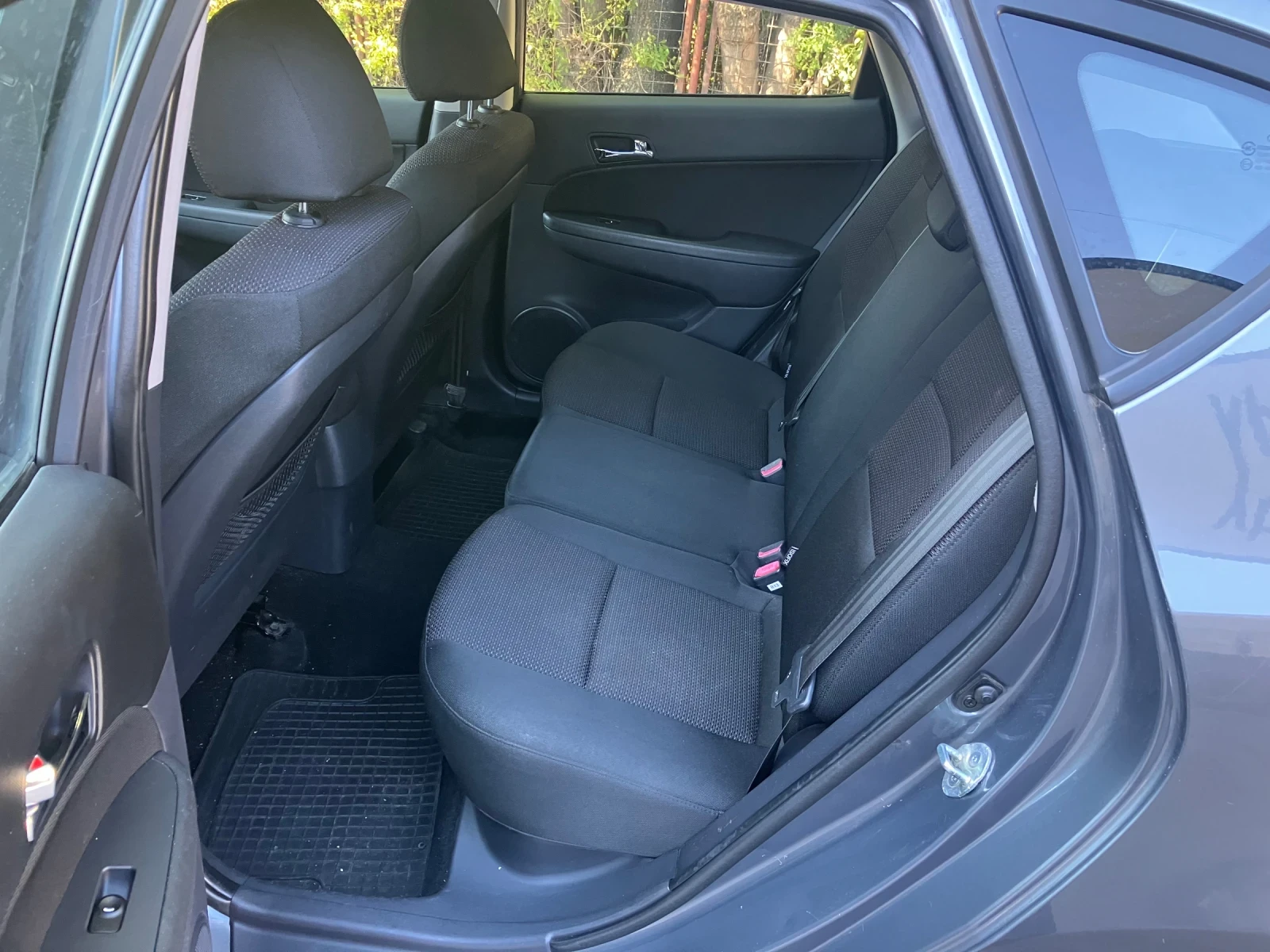 Hyundai I30 1.6/125к.с., снимка 7 - Автомобили и джипове - 56310010