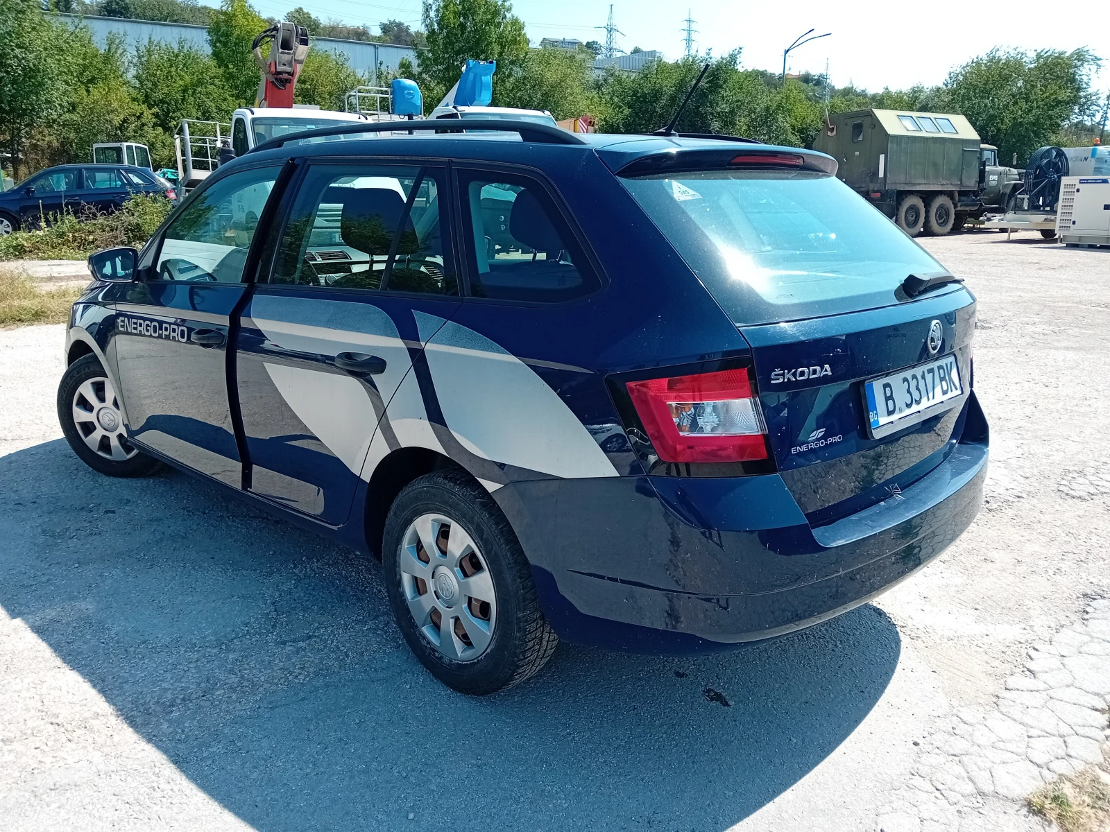 Skoda Fabia, снимка 2 - Автомобили и джипове - 56409547