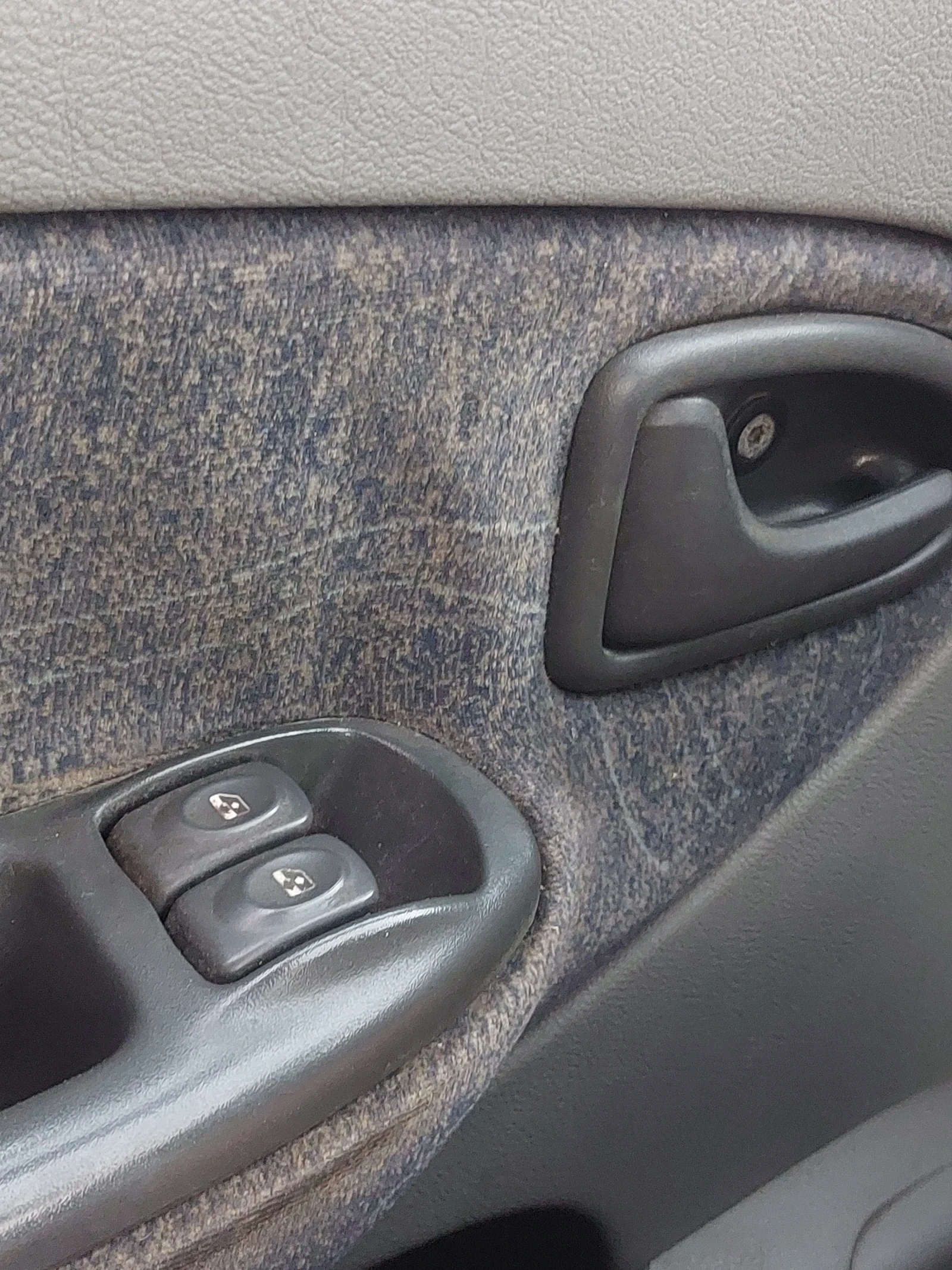 Renault Scenic 1.6-16V, снимка 11 - Автомобили и джипове - 56476148