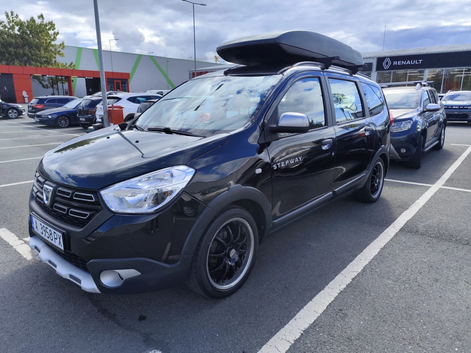 Dacia Lodgy Stepway , снимка 2 - Автомобили и джипове - 56534403