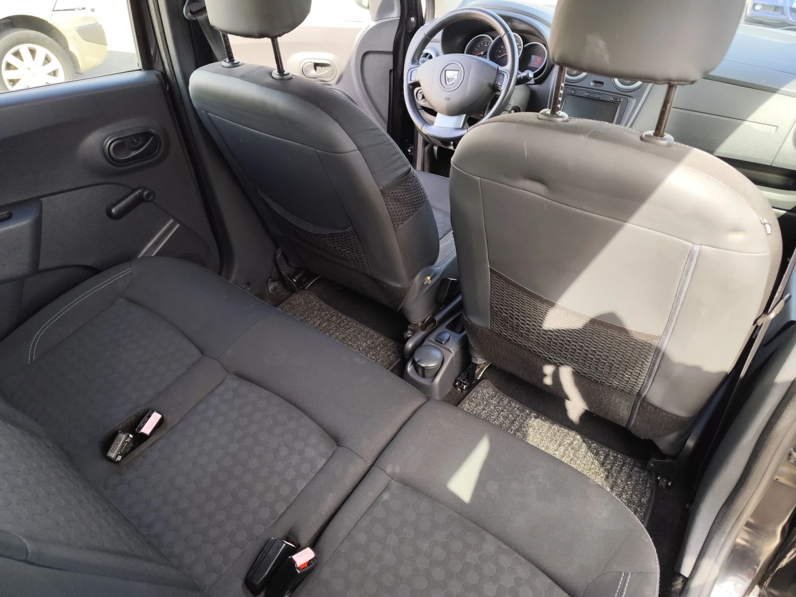 Dacia Lodgy Stepway , снимка 11 - Автомобили и джипове - 56534403