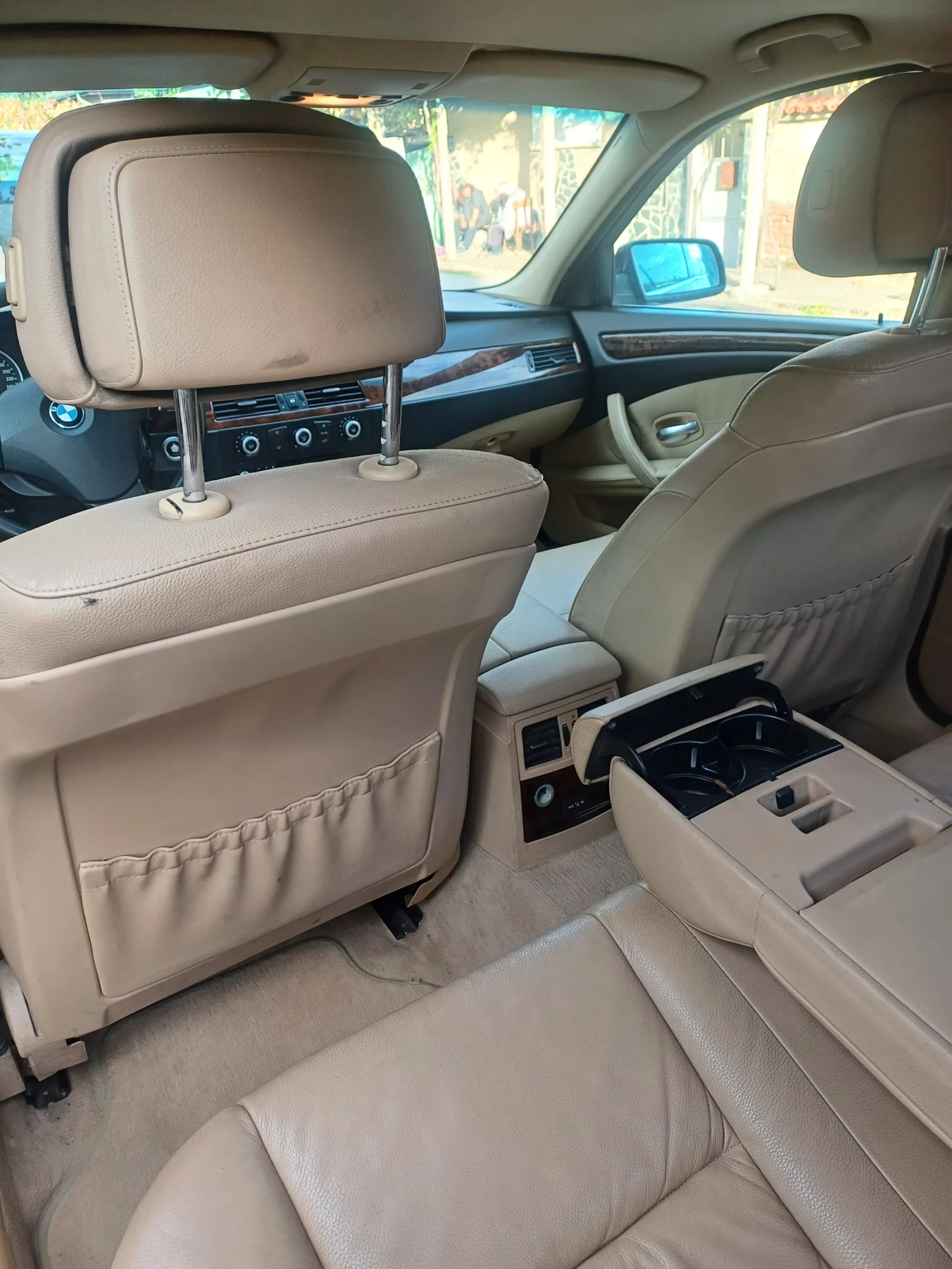 BMW 520, снимка 11 - Автомобили и джипове - 56647795