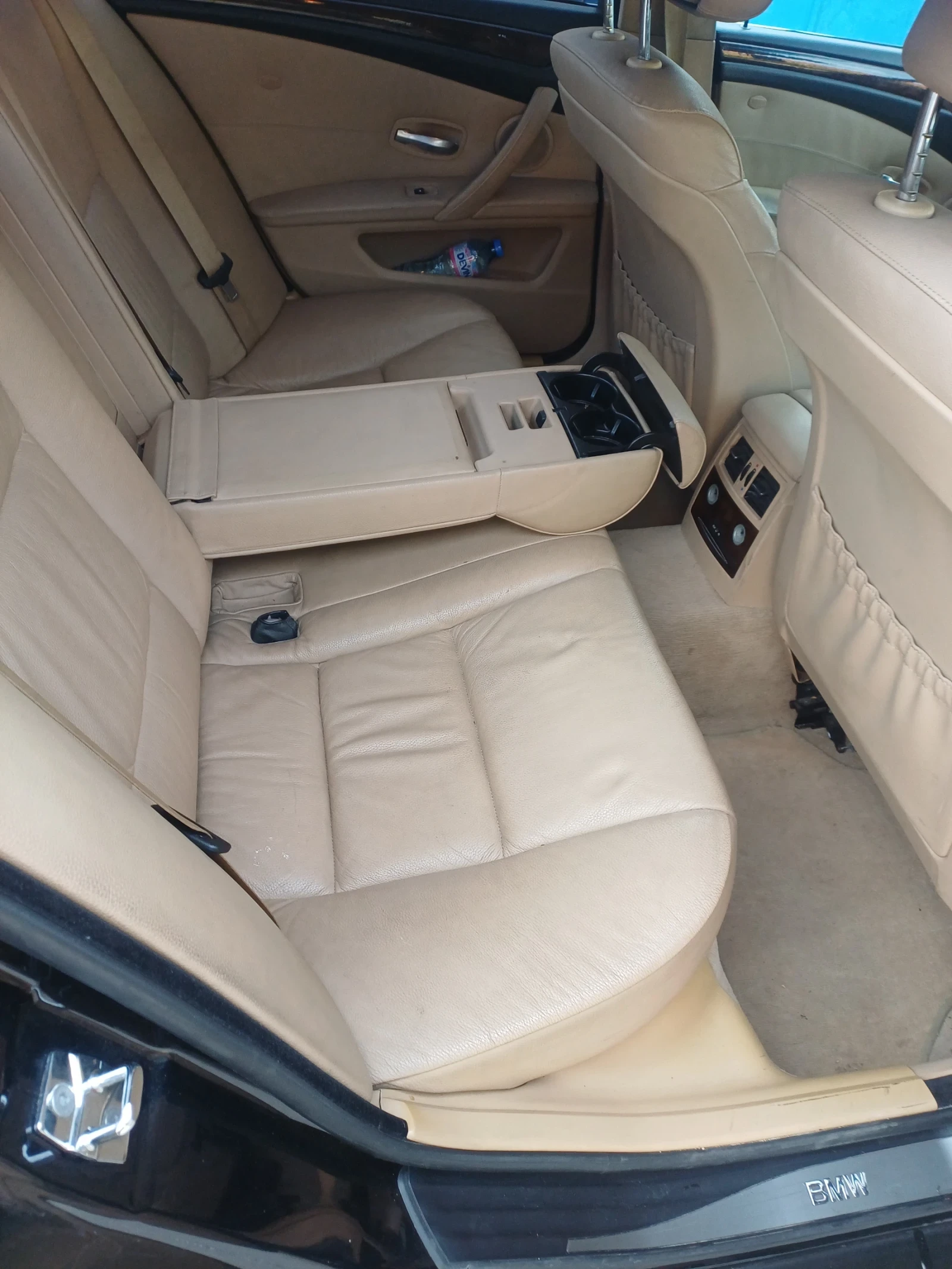 BMW 520, снимка 8 - Автомобили и джипове - 56647795