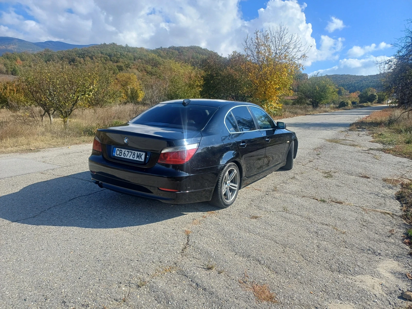 BMW 520, снимка 6 - Автомобили и джипове - 56647795