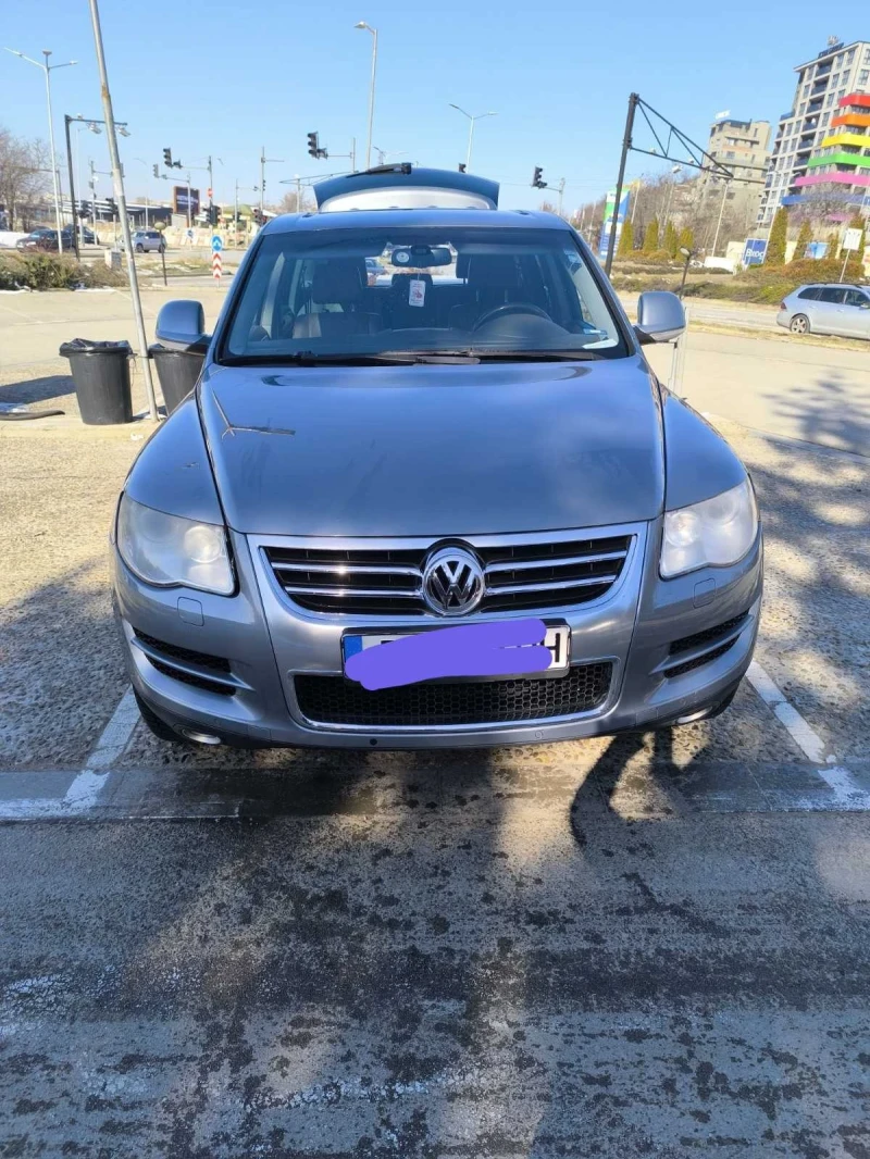 VW Touareg 2.5tdi, снимка 1 - Автомобили и джипове - 49255475