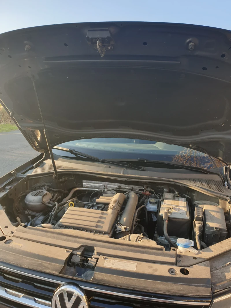 VW Tiguan TSI, снимка 8 - Автомобили и джипове - 52976159