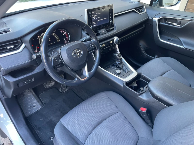 Toyota Rav4 2.0 AWD/4x4 CVT Executive- в Гаранция, снимка 6 - Автомобили и джипове - 53156039