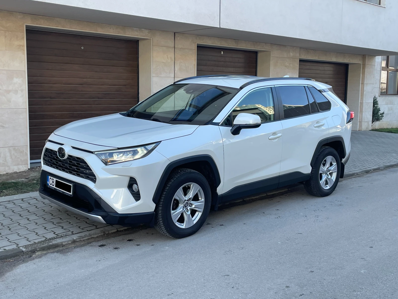 Toyota Rav4 2.0 AWD/4x4 CVT Executive- в Гаранция, снимка 1
