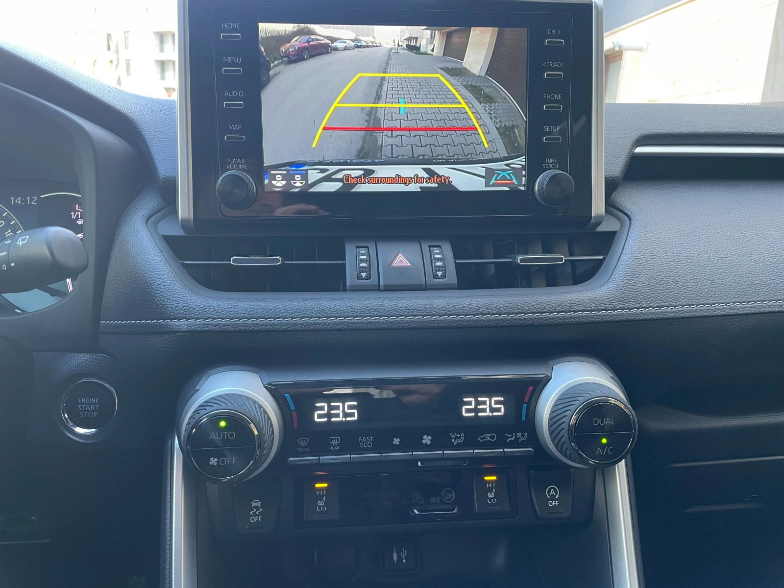 Toyota Rav4 2.0 AWD/4x4 CVT Executive- в Гаранция - изображение 10