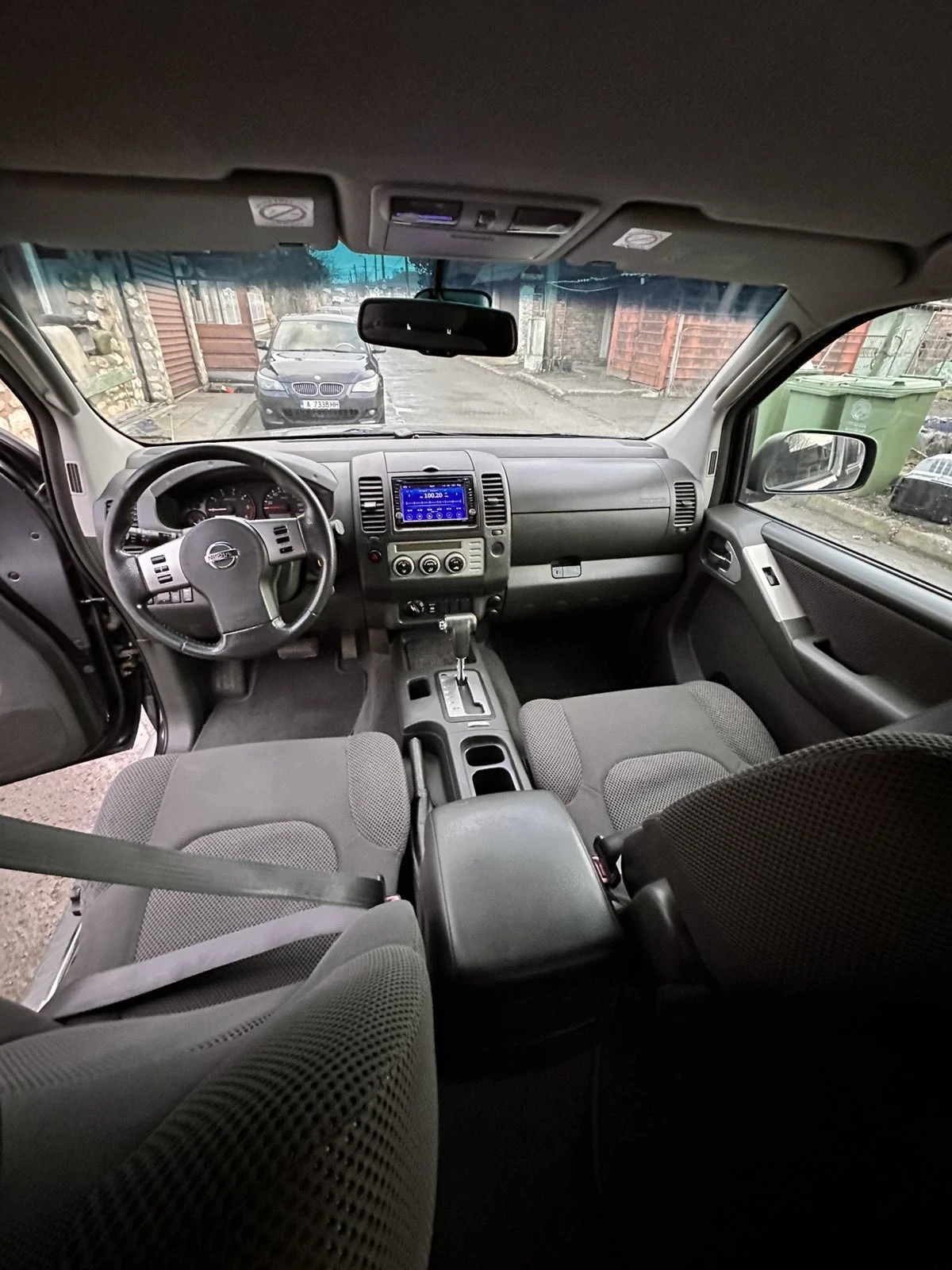 Nissan Navara, снимка 9 - Автомобили и джипове - 53826894