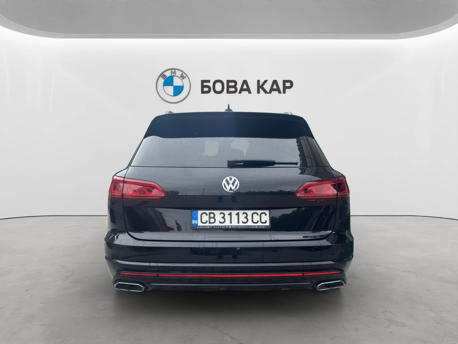 VW Touareg, снимка 5 - Автомобили и джипове - 54331811