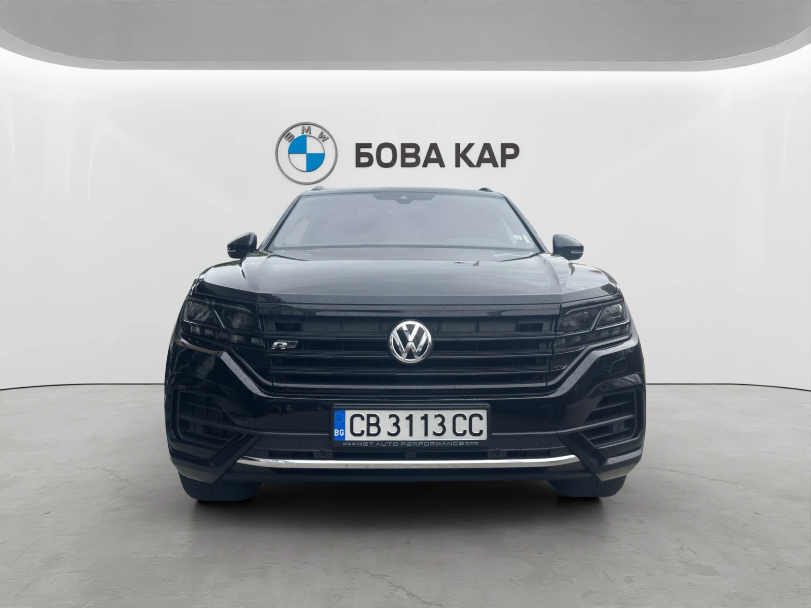 VW Touareg, снимка 2 - Автомобили и джипове - 54331811