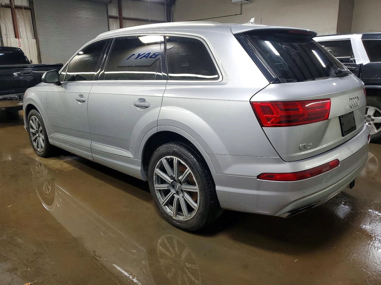 Audi Q7 3.0l Prestige, снимка 2 - Автомобили и джипове - 54743636