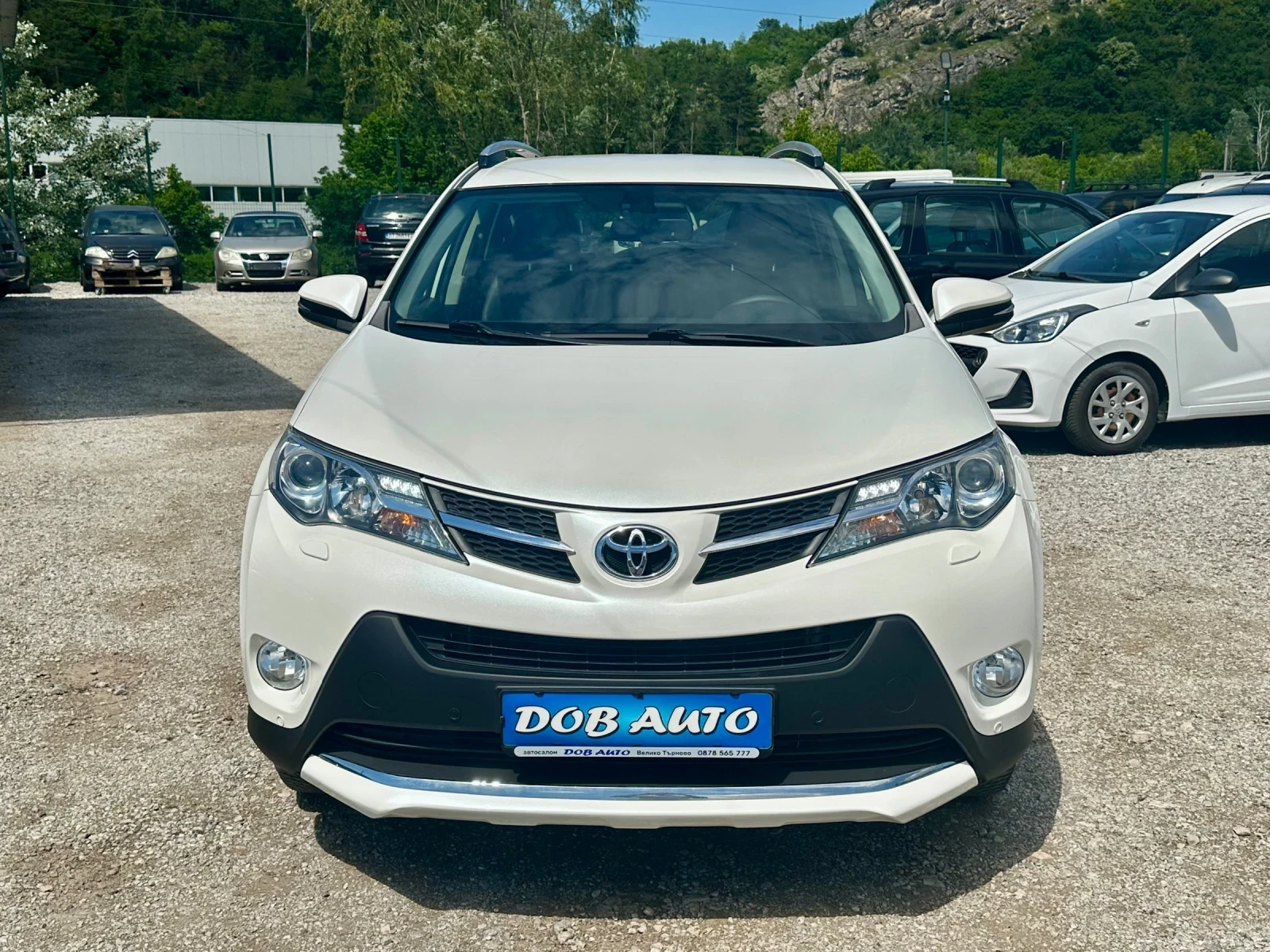 Toyota Rav4 2.2D-4x4-AVTOMATIC-LED-NAVI-CAMERA, снимка 2 - Автомобили и джипове - 54929051