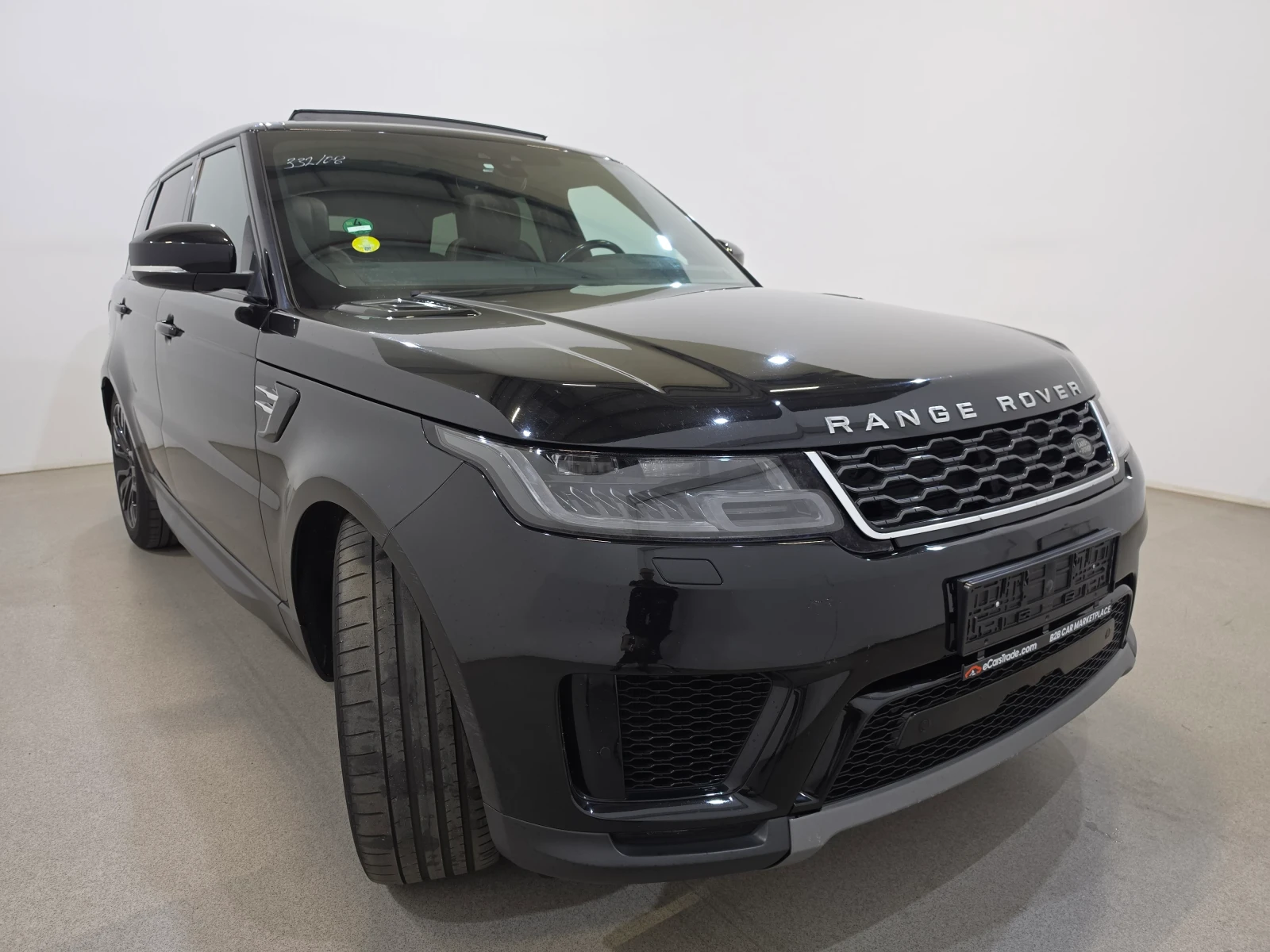Land Rover Range Rover Sport 3.0 SDV6 Pano LED Virtual Merdian Keyless, снимка 2 - Автомобили и джипове - 56106449