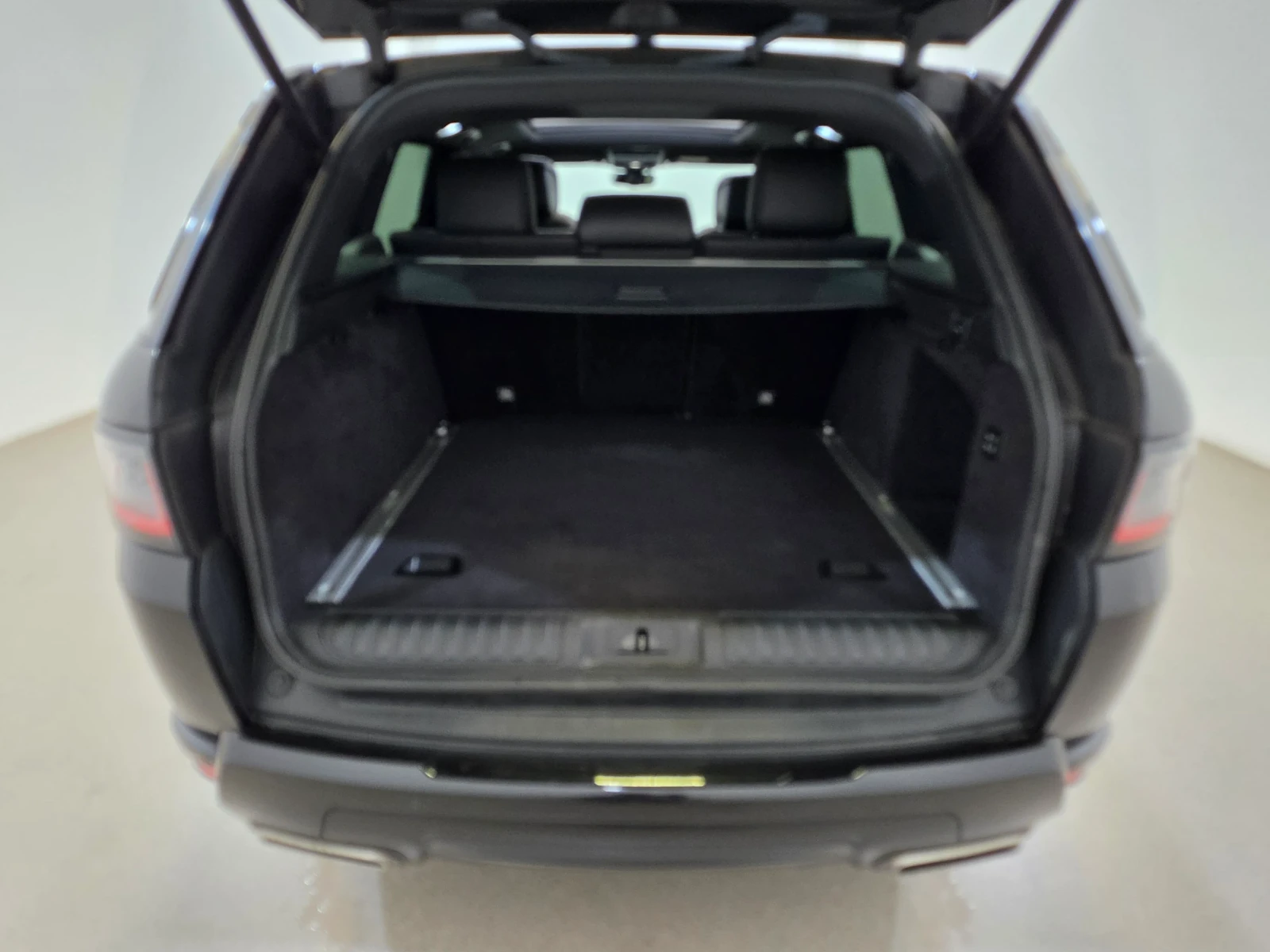 Land Rover Range Rover Sport 3.0 SDV6 Pano LED Virtual Merdian Keyless, снимка 9 - Автомобили и джипове - 56106449