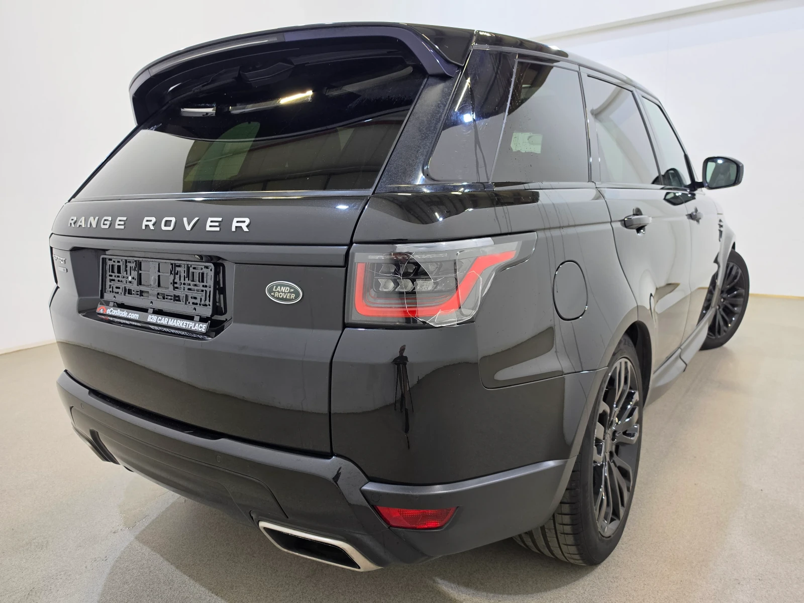 Land Rover Range Rover Sport 3.0 SDV6 Pano LED Virtual Merdian Keyless, снимка 6 - Автомобили и джипове - 56106449