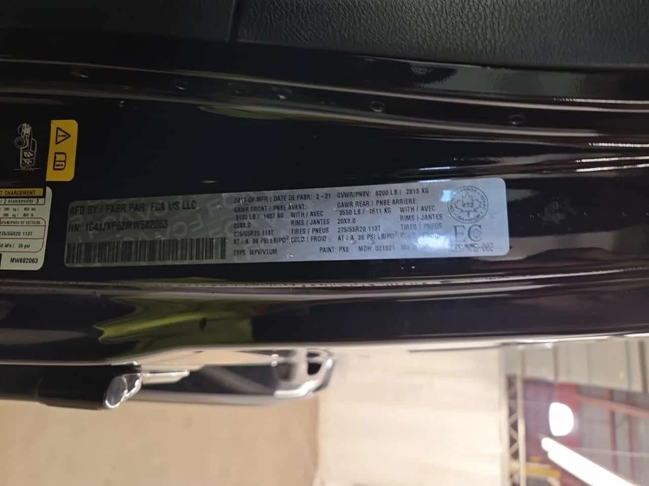 Jeep Wrangler UNLIMITED SAHARA / Carfax / Автокредит  , снимка 15 - Автомобили и джипове - 56323664