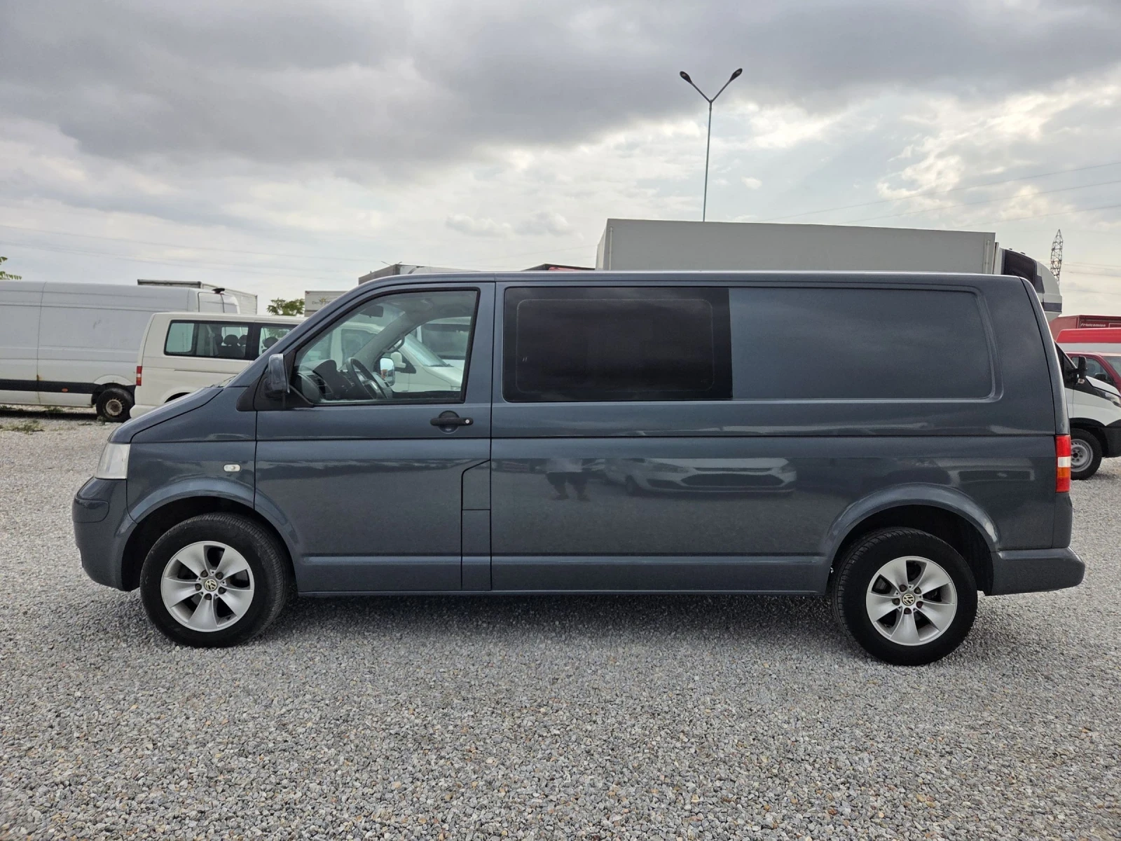 VW Transporter 5+ 1 - изображение 6