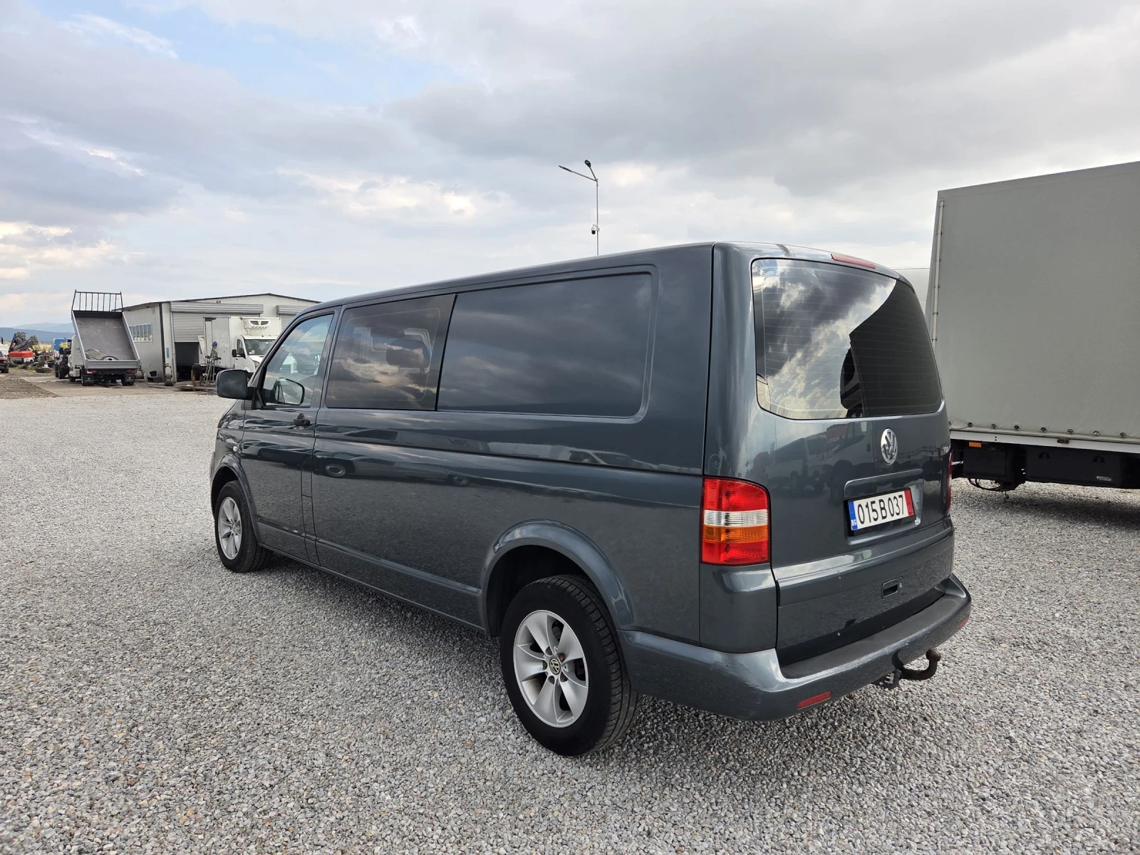 VW Transporter 5+ 1 - изображение 5