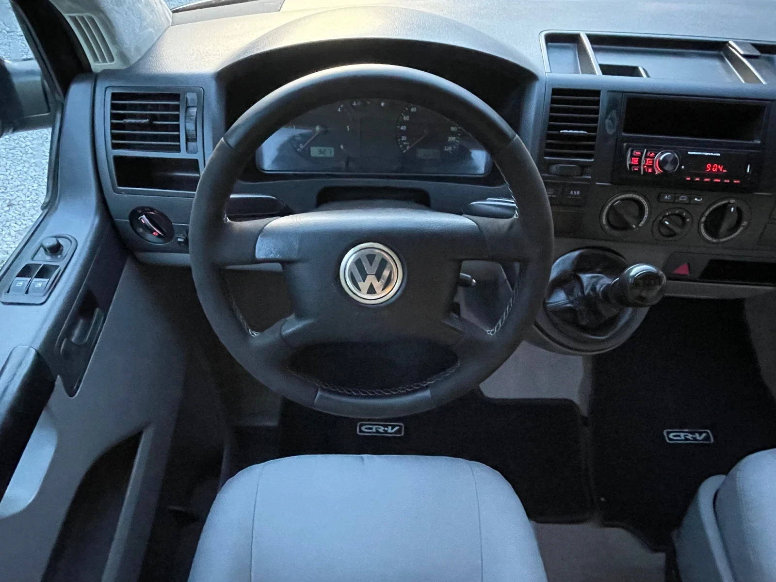 VW Transporter 1.9 TDI R19 / SPORT SUSPENSION / ALCANTARA - изображение 10