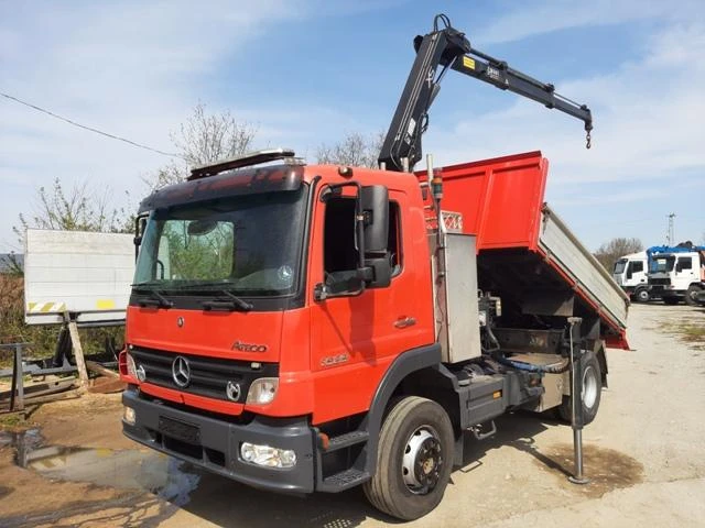 Mercedes-Benz Atego 1628 Самосвал с кран, снимка 2 - Камиони - 36468734