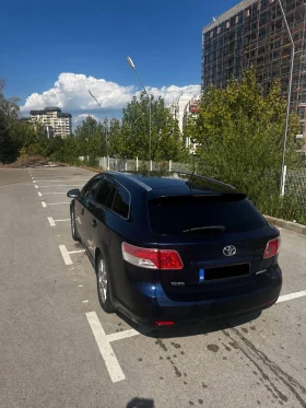 Toyota Avensis 1.8VVTI-ГАЗ.ИНЖЕКЦИОН-НАВИ-КЛИМАТРОНИК, снимка 4