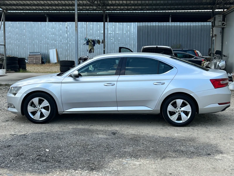 Skoda Superb 2.0 TDI-150к.с./Парктроник/Нави/Ел. Багажник/Euro6, снимка 8 - Автомобили и джипове - 40022905
