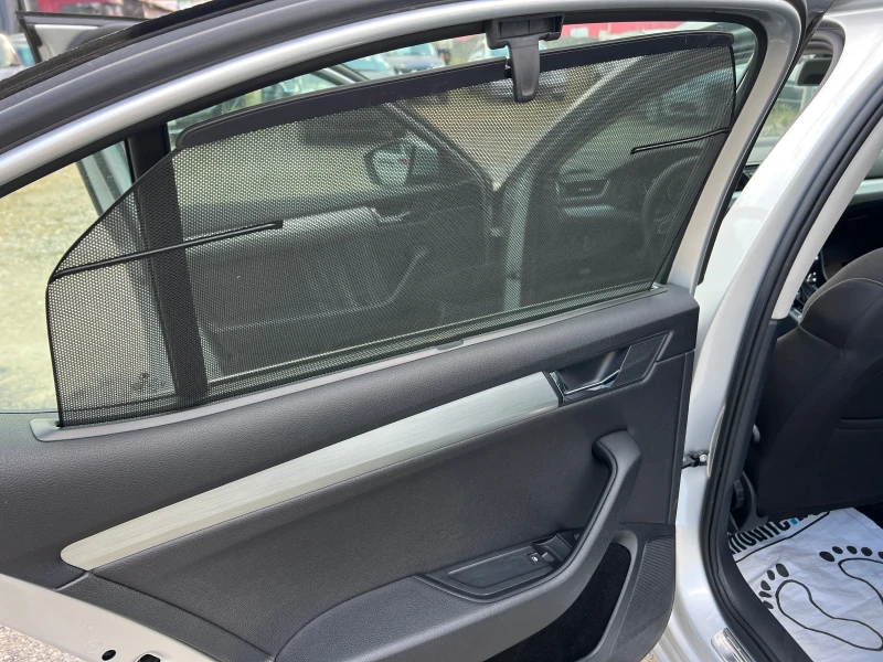 Skoda Superb 2.0 TDI-150к.с./Парктроник/Нави/Ел. Багажник/Euro6, снимка 13 - Автомобили и джипове - 40022905