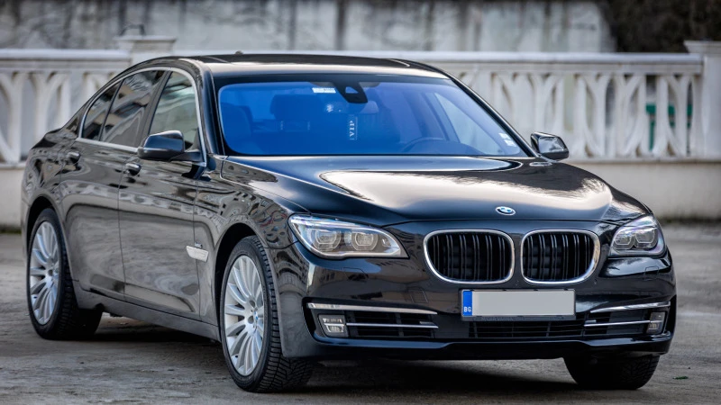 BMW 740 30000км гаранция, снимка 10 - Автомобили и джипове - 47871943