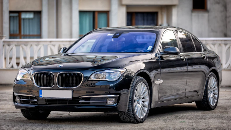 BMW 740 30000км гаранция, снимка 3 - Автомобили и джипове - 47871943