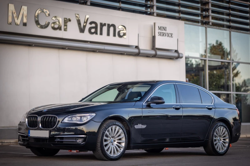 BMW 740 30000км гаранция, снимка 1 - Автомобили и джипове - 47871943