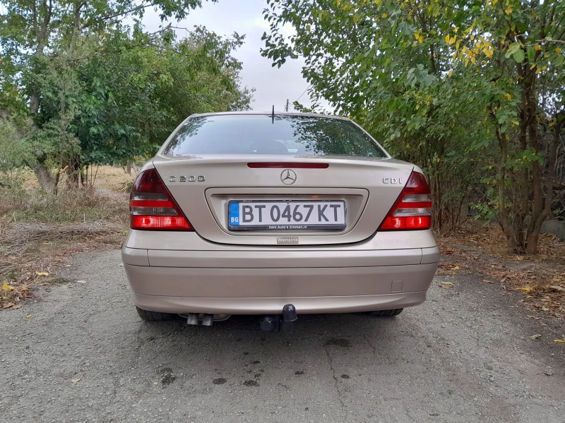 Mercedes-Benz C 200  facelift 2.2 cdi, снимка 4 - Автомобили и джипове - 47396020