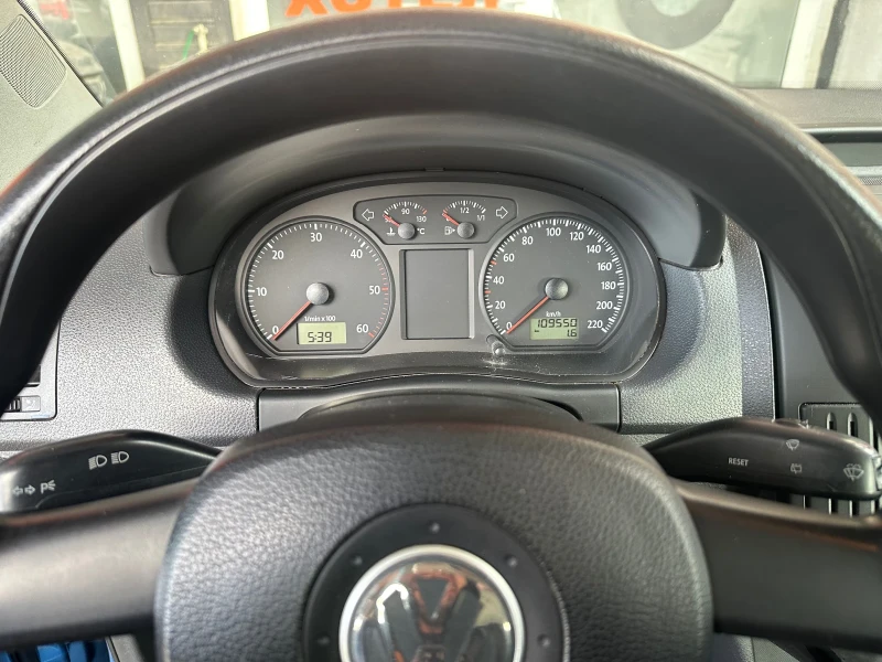 VW Polo, снимка 9 - Автомобили и джипове - 48390656