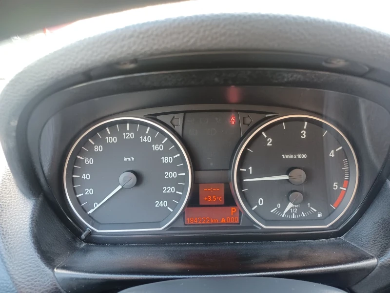 BMW 118 2.0 D, снимка 10 - Автомобили и джипове - 48980257