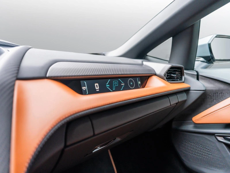 Lamborghini Revuelto 6.5 V12 HPEV/ CARBON/ CERAMIC/ , снимка 13 - Автомобили и джипове - 51690118