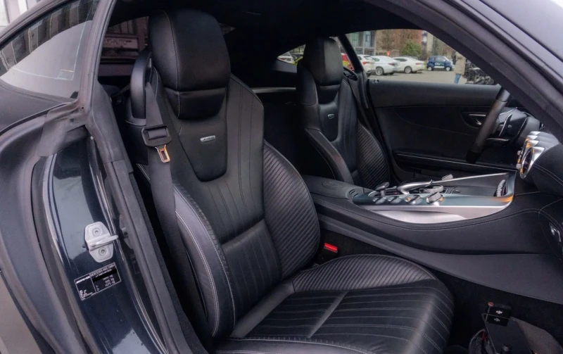 Mercedes-Benz AMG GT S, снимка 6 - Автомобили и джипове - 53362350
