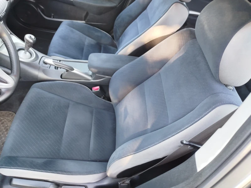 Honda Civic 1.4i sport EURO4, снимка 10 - Автомобили и джипове - 53512022
