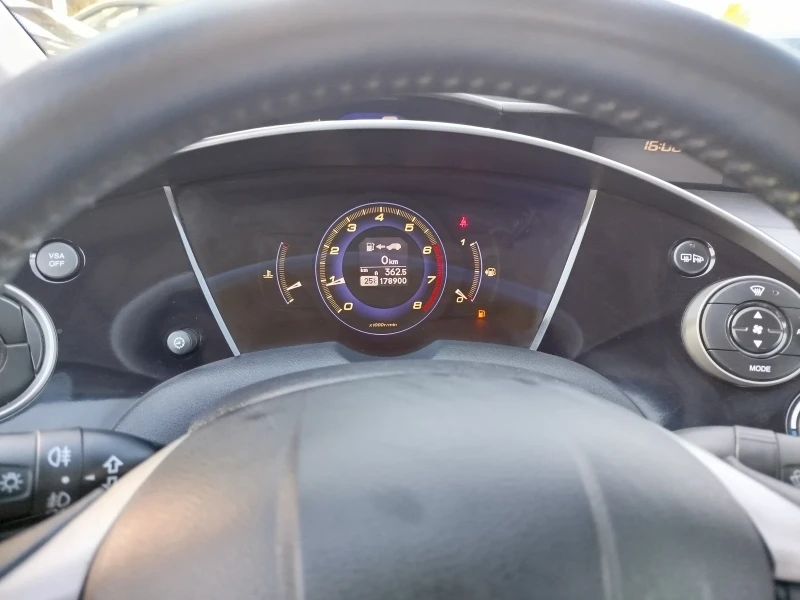 Honda Civic 1.4i sport EURO4, снимка 16 - Автомобили и джипове - 53512022