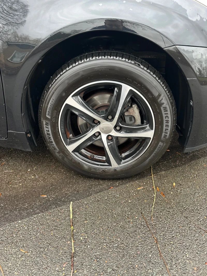 Toyota Avensis 1.8 VVTi Business , снимка 7 - Автомобили и джипове - 53574495