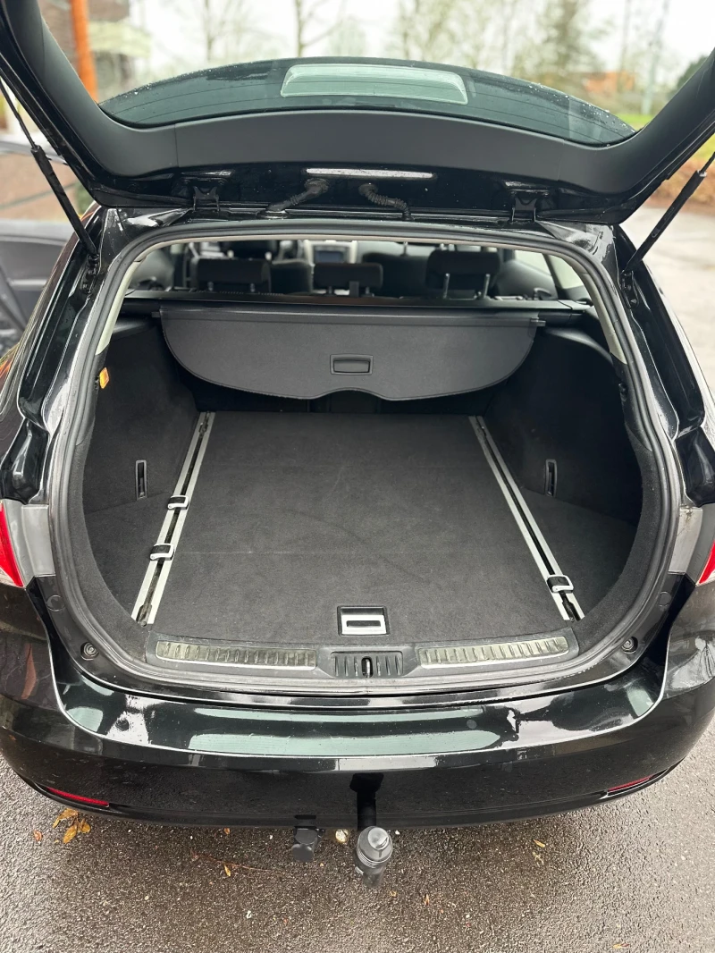 Toyota Avensis 1.8 VVTi Business , снимка 8 - Автомобили и джипове - 53574495