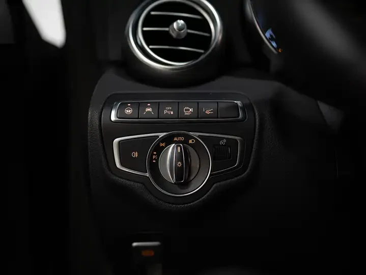 Mercedes-Benz C 63 AMG * ��������� ���� �� �� * IWC �������� * Burmester  | Mobile.bg � ����������� 13