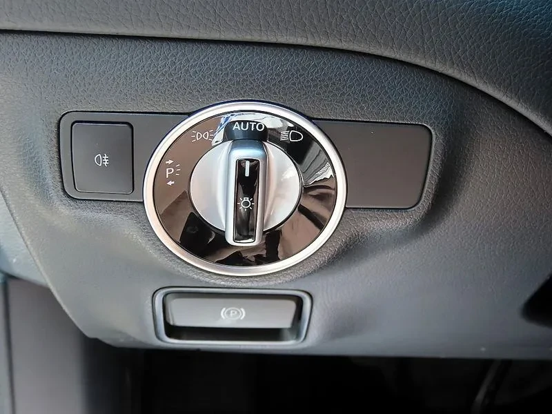 Mercedes-Benz CLA 250 4Matic Amg Line, снимка 12 - Автомобили и джипове - 55037924