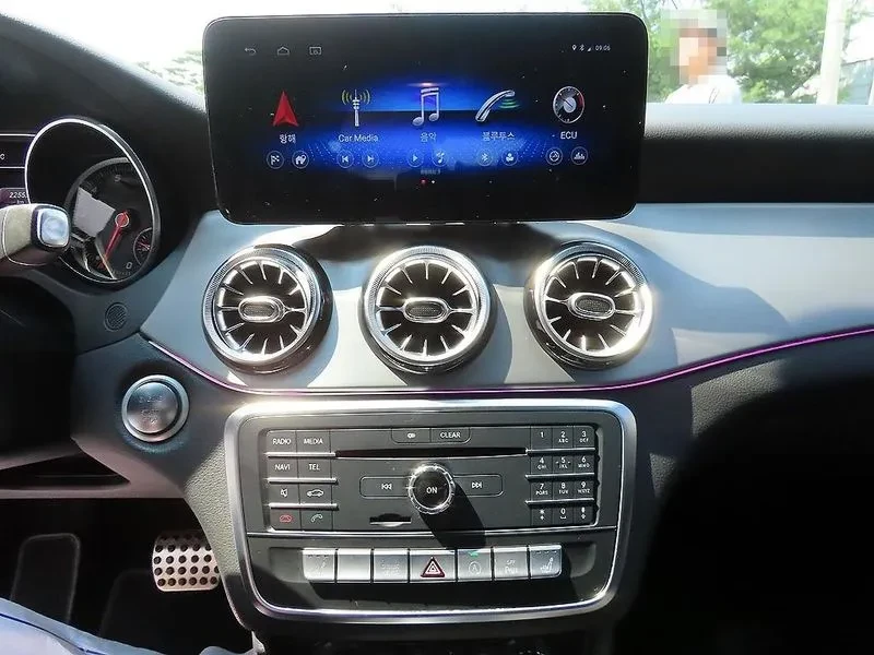 Mercedes-Benz CLA 250 4Matic Amg Line, снимка 14 - Автомобили и джипове - 55037924