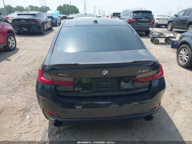 BMW 330 * xDrive* КОЖА* ПОДГРЕВ* ШИБИДАХ* КАМЕРА* , снимка 14 - Автомобили и джипове - 55452285