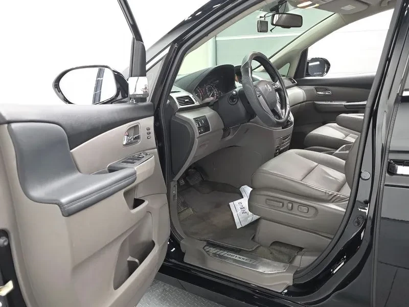 Honda Odyssey 3.5 Бензин, снимка 9 - Автомобили и джипове - 55492299