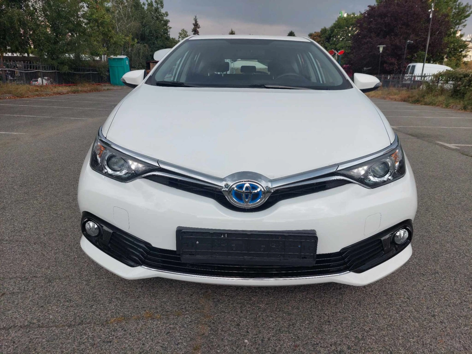 Toyota Auris 1, 8i  UNIKAT 136KS - изображение 3