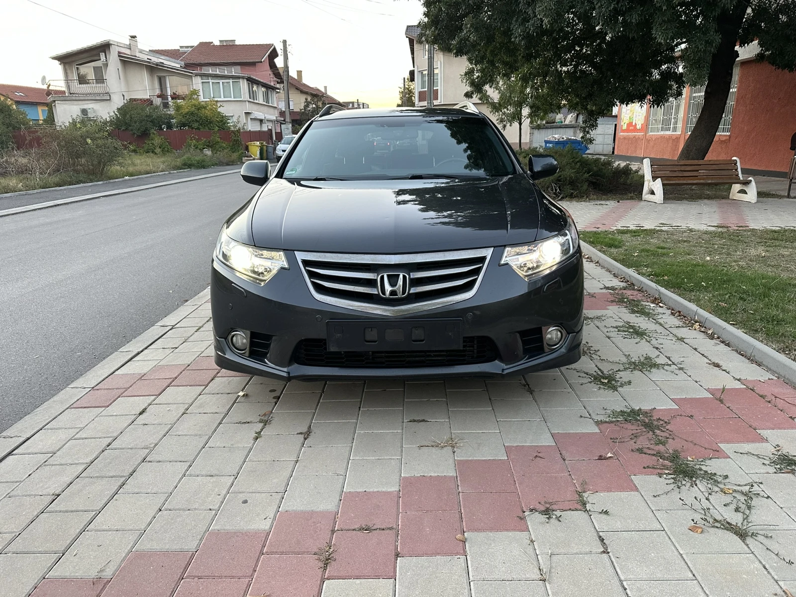 Honda Accord 2.2 i-DTEC Type S (180 Hp) - изображение 2