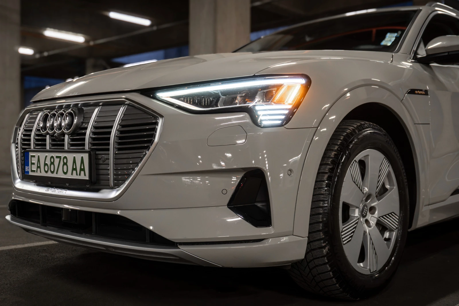 Audi E-Tron 55 ETRON - изображение 4